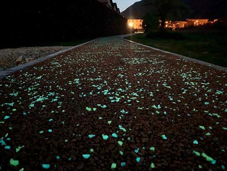 1_a_b_a-ciclabile-pista-luminescente-lucchesia