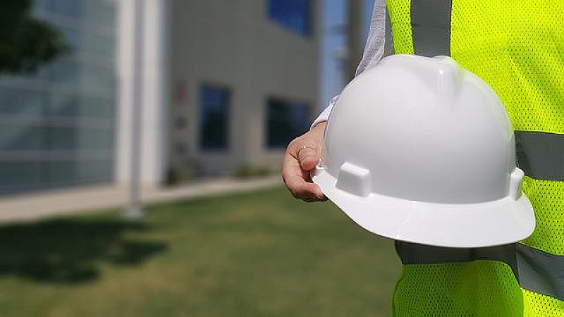 hardhat-g84375519a_640