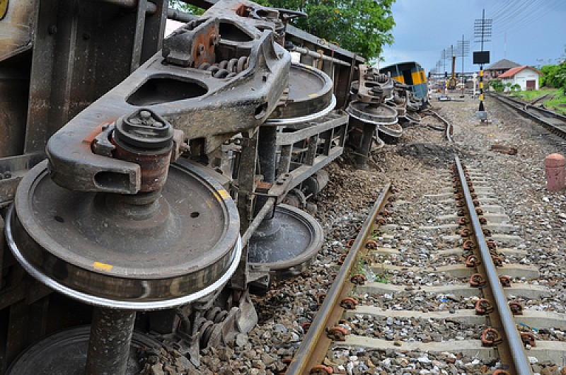 deragliamento treno