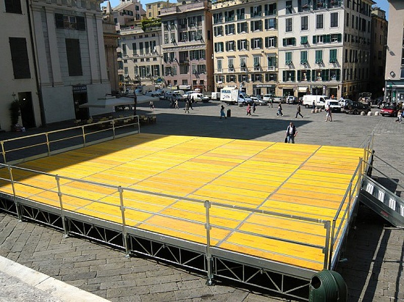 palco_manifestazione