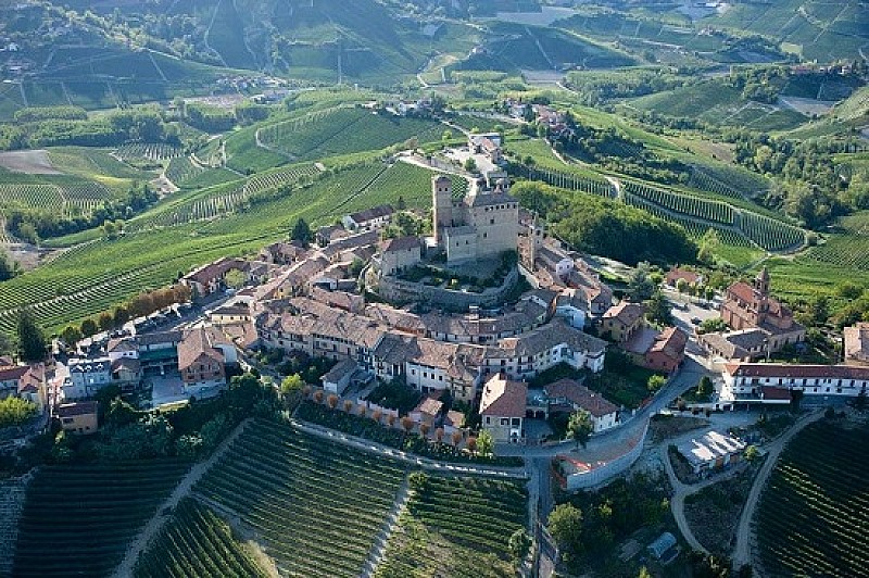 1_a_b_castello-grinzane-cavour